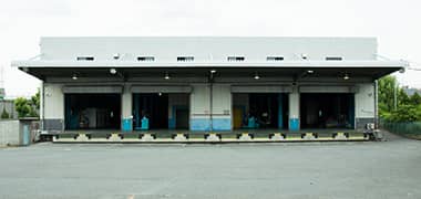 川口営業所 (角田無線電機株式会社 川口物流センター)